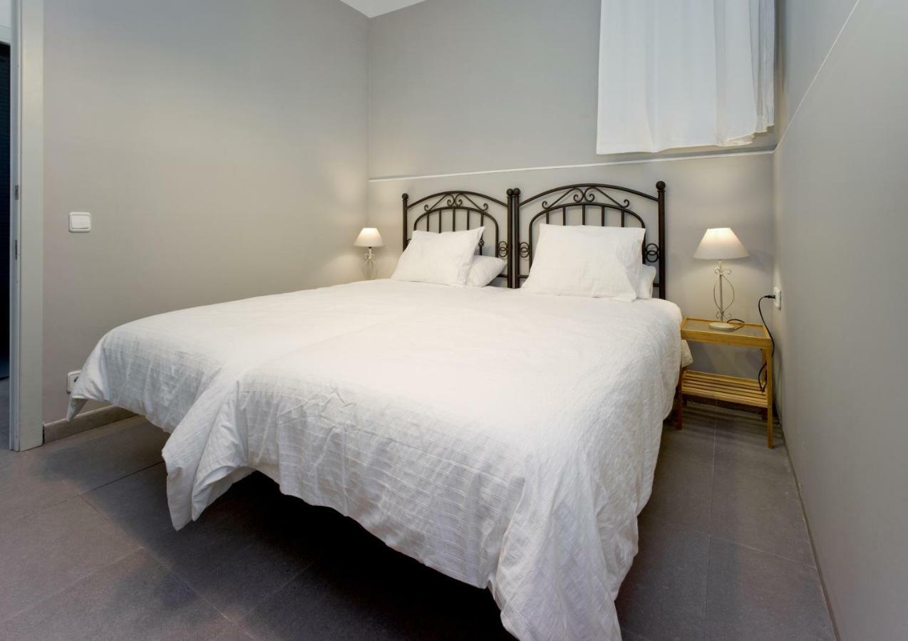 Apartamento Con Terraza, Balcon De Barcelona Esplugues de Llobregat Luaran gambar