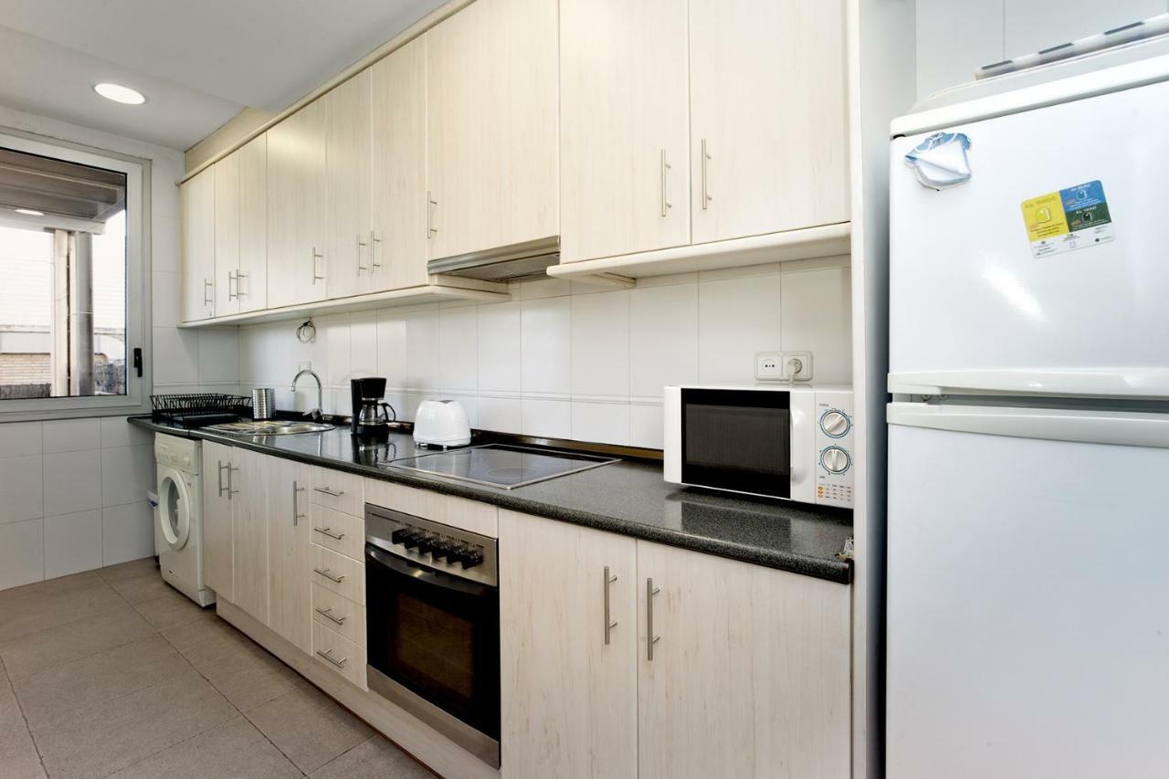 Apartamento Con Terraza, Balcon De Barcelona Esplugues de Llobregat Luaran gambar